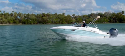 2200 SportDeck